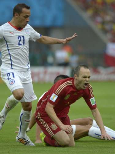Marcelo Díaz: Es pieza clave en el esquema de Sampaoli y figura del Basilea de Suiza.Tras el Mundial el volante es sondeado desde Alemania.