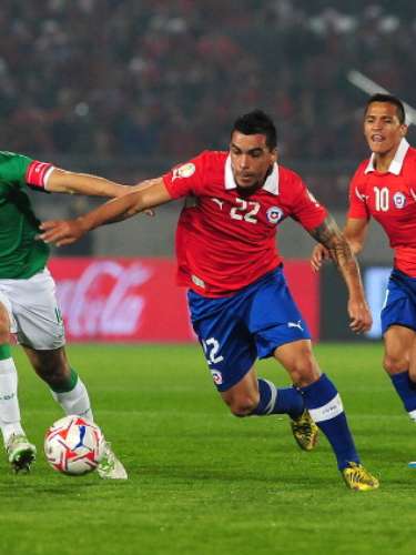 Esteban Paredes: No jugó en el Mundial. Volverá a Colo Colo y espera ratificar el título de goleador del fútbol chileno.