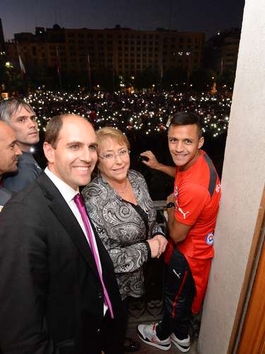 Así fue el encuentro de la Selección con la Presidenta Bachelet.