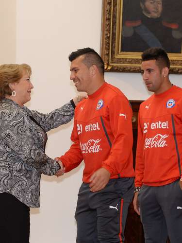 Así fue el encuentro de la Selección con la Presidenta Bachelet.