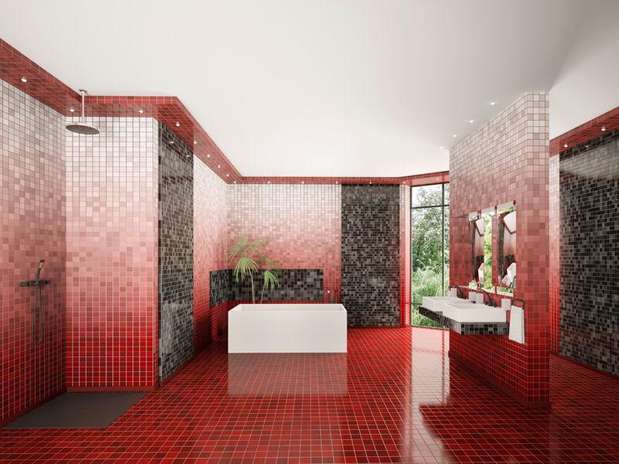 Tendencia: Mosaicos hechos de pequeños azulejos para el baño