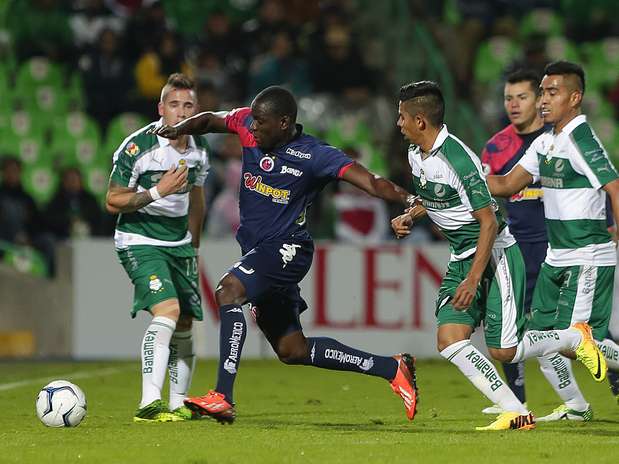 Santos Laguna y Veracruz empataron 2-2 en el TSM. Foto: Imago7