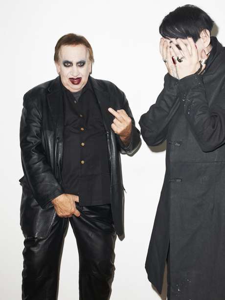 checa-el-gran-parecido-de-marilyn-manson-y-su-pap