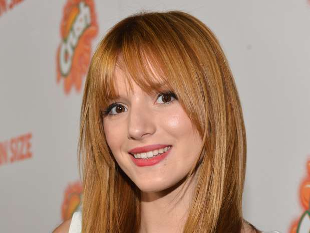 Bella Thorne: 'Fun Size' & sassy on orange carpet premiere