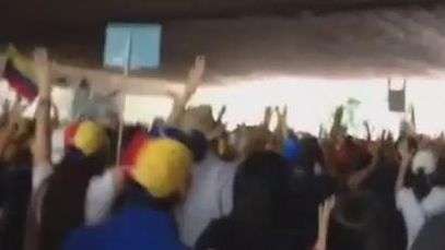 Venezuela: Estudantes voltam a protestar em Caracas e arredores